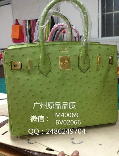 商业机会 服装,鞋帽 女包系列 >> 广州专柜原品迪奥一品货源批发