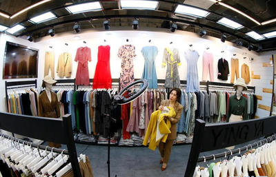 中国服装第一街杭州四季青现直播禁令 服饰批发市场何以决裂直播