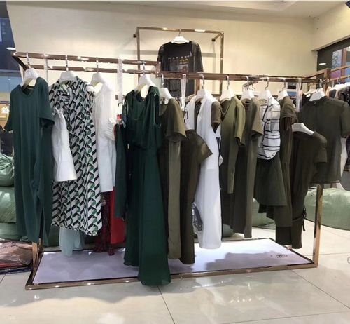 品牌女装折扣店货源 18年迪卡轩女装折扣批发