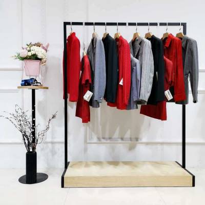 广州SZ女装批发市场 宓姒娜无袖连衣裙A字裙的库存尾货与全国批发渠道解析