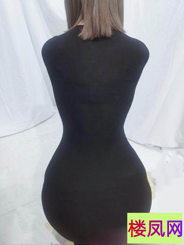 170005clnllxwlllznbwmw.jpg