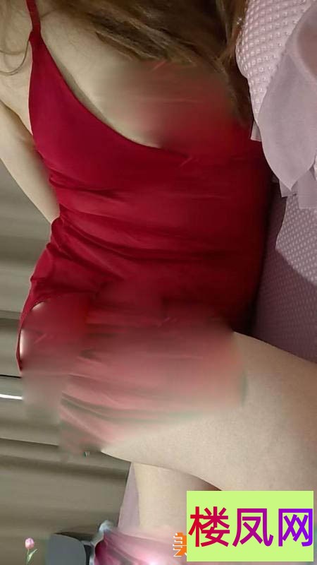 205612hv3sx5zd8vhxyxso.jpg