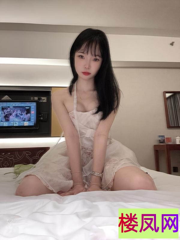 053005s0lvxvjnwsgczan7.jpg