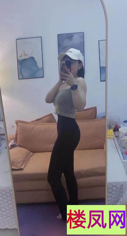 045505y68s7p2dzhypsf76.jpg