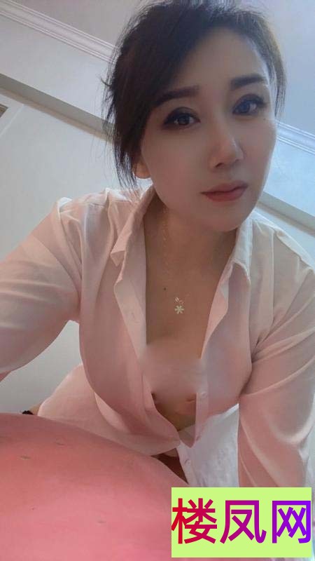 025526g67ecxx72e606m6n.jpg