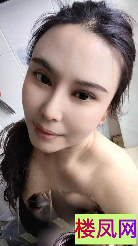 122507jck7j5letchetbtv.jpg
