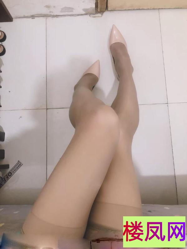 233004eb7iubfn5fzi3ivb.jpg
